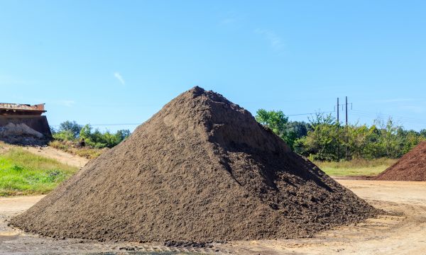 Black Dirt Delivery in Reno