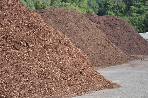 Brown Mulch Delivery in Reno